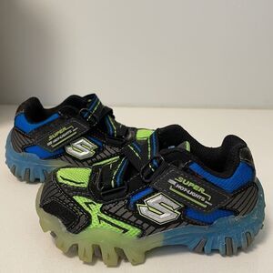 𝅺Sketchers Magic Lites 2.0 Size 6